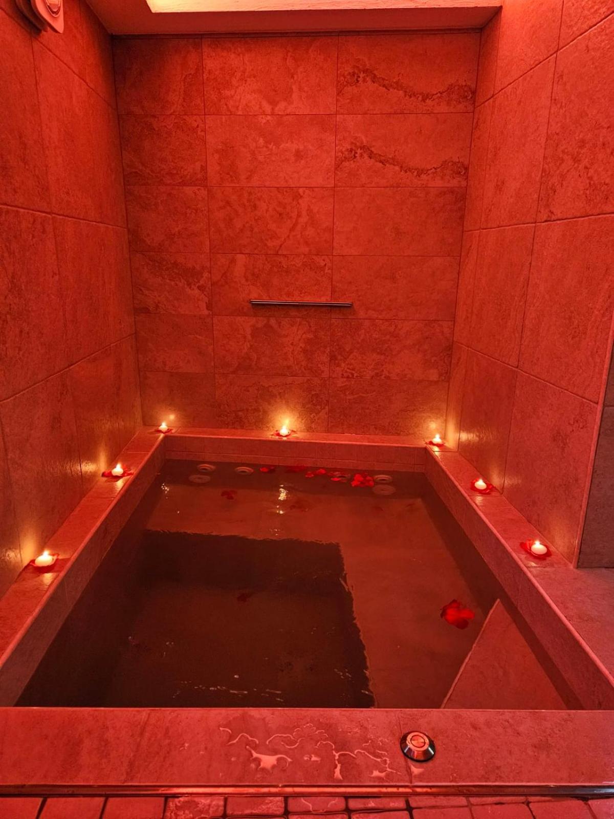 Luxuite Spa Con Piscina E Jacuzzi Alberobello Kültér fotó
