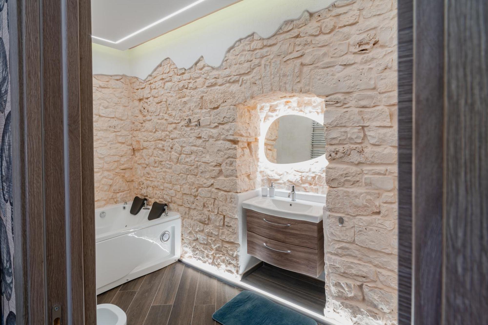 Luxuite Spa Con Piscina E Jacuzzi Alberobello Kültér fotó