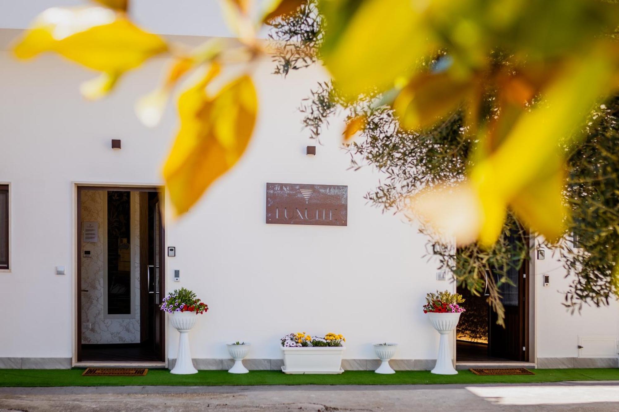 Luxuite Spa Con Piscina E Jacuzzi Alberobello Kültér fotó